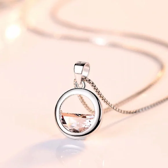 🌟 Sterling Crystal Necklace - Picture 4 of 5